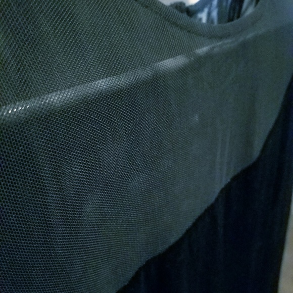 Vince Camuto Velvet Little Black Dress (NWT) - Picture 5 of 6